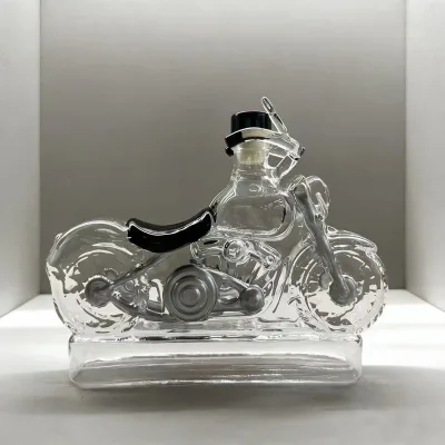 Handmade Motorcycle Shape Borosilicate Whisky Decanter Glass Bottle for Home Bar Gifts