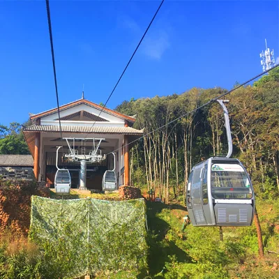 Aerial Tramway Gondola Lift Cable Cars Ropeway Cabins for Sale Ropeway With Middle Station Chairlift Resort Manufacturers