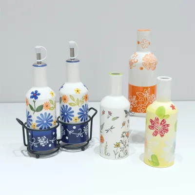 Customized Eco-Friendly Bohemian Style Stoneware Ceramic Kitchen Soy Sauce Bottle Leak Proof Liquid Condiment Vinegar Jar Spout