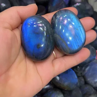 Whosale Polished Labradorite Palm Tumble Crystals Massage Stones Healing Crystal Palm Stone