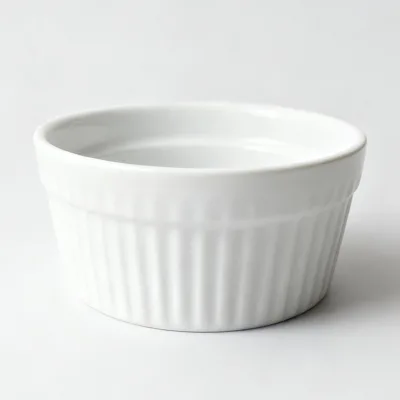 High-End Porcelain Round Oven-Safe Ramekins Different Sizes with Lids Kitchenware for Home and Wedding for Baking Cakes Pans