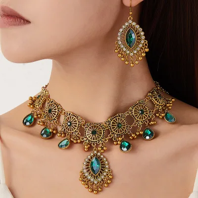 Retro Ethnic Women's Necklace Earrings Set Antique Bronze Bohemia Elegant Exaggerated Hollow Tassel Main Alloy