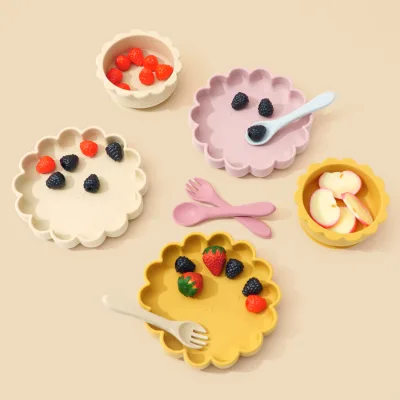 Whole Custom Silicone BPAFree Baby Feeding Bowl Tableware Baby Learning Suction Bowl Set Waterproof Fork Spoon Non-Slip Crockery