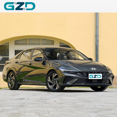 Elantra-elantra Fuel Car 5 Seater Max Speed 180km/h 1.5L of Elantra