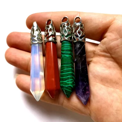 Semi-precious Stone Hiphop Jewelry Healing Crystal Gemstone Natural Malachite Agate Quartz Chakra Point Pendant for Necklace