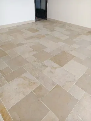 Natural Beige Limestone Slab German Jura Stone Tile for Wall Cladding Floor Outdoor Paver Honed Matt Brushed Finish
