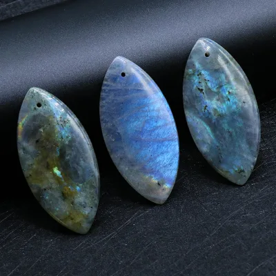 HY Colored Crystal Quartz Crystal Stone Labradorite Moon Pendant
