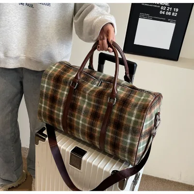 Winter Woman Outdoor Travel Casual Bags Single Shoulder Crossbody Luggage Tote Vintage Plaid Travel Duffel Bag
