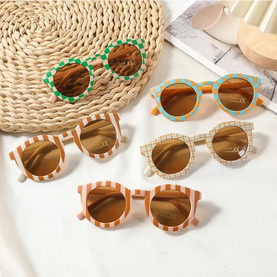 Fashion Cheap UV400 Sun Shade Boys Girls Round Frame 3-12 Years Old Children Kids Funny Sunglasses Wholesale