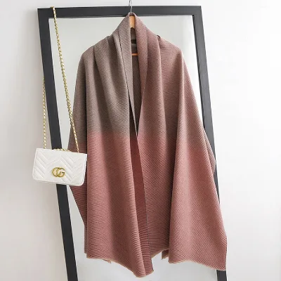 Custom Winter Ladies' Hijab Scarf Warm Shawl Long Folds Gradient Multicolor Scarf for Women Shawl