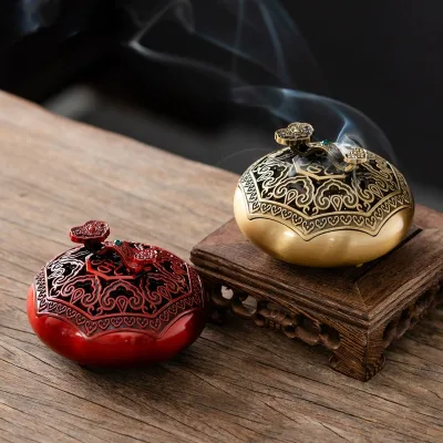 Factory Price Metal Incense Burner Ancient Style Classical Elegance Incense Holder Hollow Out Aromatherapy Stove
