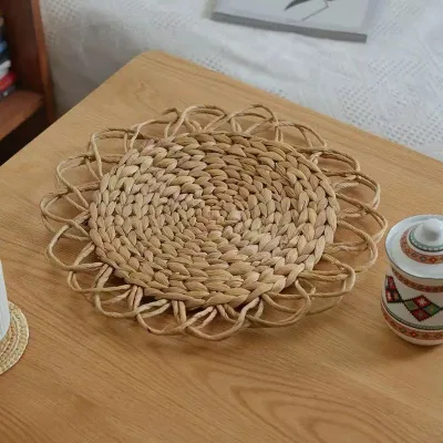 Simple Round Woven Water HyacinthTablecloth for Home Use, Thick Table Insulation Pad for Dining Table