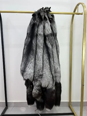 Import Two Zeros Good Quality Real Silver Fox Fur Skin   for Garments and Collar