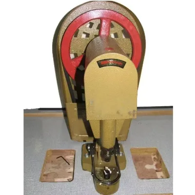 Snap Button Attaching Machine