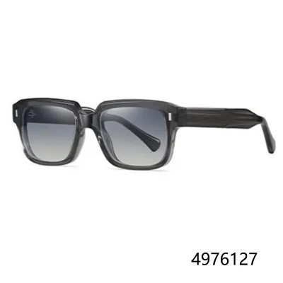 2026 Fashion Trend Designer Retro Square Frame Fashion Collaboration Pinhole UV400 Luxury Sunglasses for All Ages