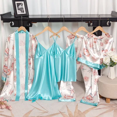 New Style Five-Piece Set, a Printed Robe, Camisole and Pants, a Comfortable Loungewear Set