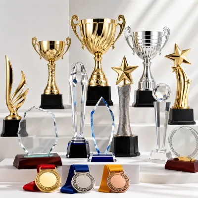 Custom Glass Award Wooden Trophy Metal Crafts Souvenirs with Custom Shape Logo Corporate Recognition Prize