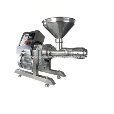 Plastic extruder feeder