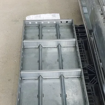 Modern Steel Formwork for High-speed Subway Bridges and Crash Barriers; High-strength and Durable Concrete Casting Molds.