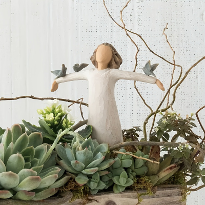 Free and Peaceful Christmas Desktop Ornament Hand-Painted Girl Holding Pigeon Sculpture Holiday Gift