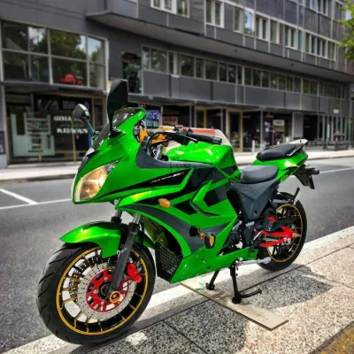 New Locomotives Horizontal bar Water-cooled EFI 250cc Motorcycle Cruiser Motorcycles Fuel Brushless Motor Dirt Bike