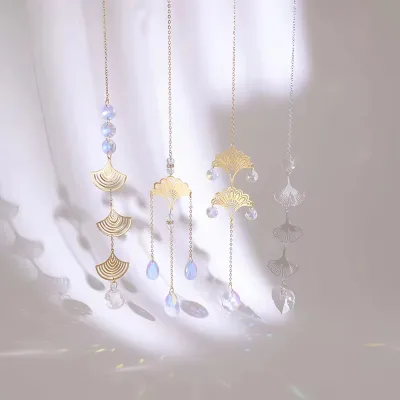 Hot Selling Beautiful Home Decoration Ginkgo Leaf Sun Catcher Crystal Hanging Ornaments