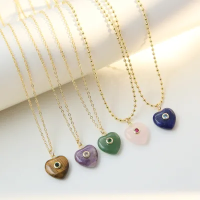 Romantic Heart Shape Natural Stone Pendant Necklace Multicolor Gemstone Center Stone Gold Bezel Crystal Jewelry Gift
