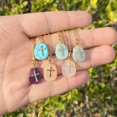 Natural Rough Stone Golden Christian Cross Necklace Female Simple Stainless Steel Cross Pendant Clavicle Chain Religious Gifts