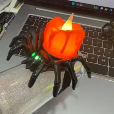 Spooky LED Flameless Candle Light with Spider Base Battery Operated Halloween Table Decor for Party Home Haunted House Wholesale