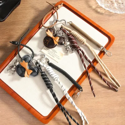 Creative Fashion Pu Hand-woven Rope Pendant Keychains Retro Vintage Mouse Keychains Woven Rope Bag Charm