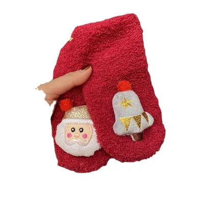 Wholesale New Coral Fleece Circle Thickened Glue Non-slip Baby Floor Socks Children Christmas Cartoon Doll Socks