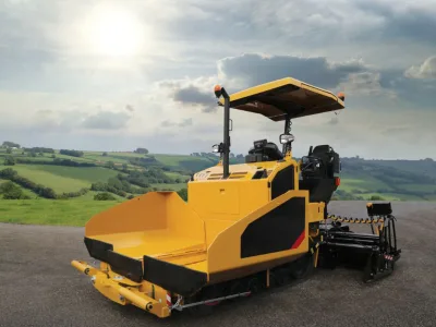 Popular Asphalt Concrete Paver AP355F 4.6m Paving Width 186kw Engine for Urban Street Paving