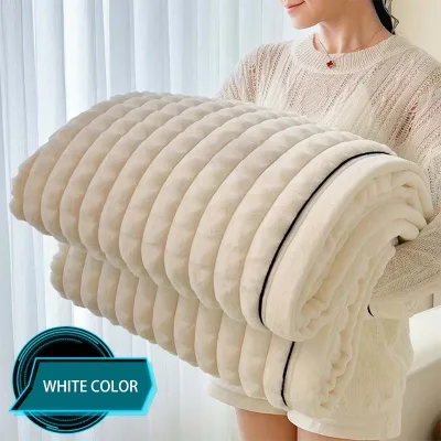 Factory Wholesale Winter Soft and Thick Blankets Household Sofa Cover Bed Blanket
