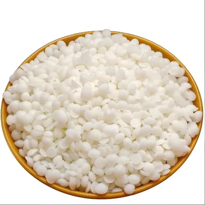Creamy White Wax Soy Candles Raw Material Pellets Custom Formula Grain for Religious Candle Floating Candle