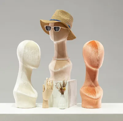 Customized Fashion Color Velvet Mannequin Head for Hat Display