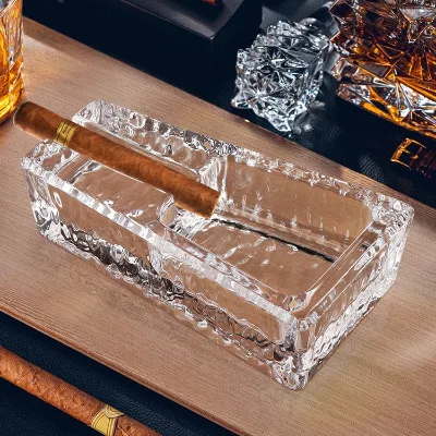 High Quality Mini Ashtray Modern Design Crystal Glass for Cigar Tobacco Smoking Custom Logo Metal Material