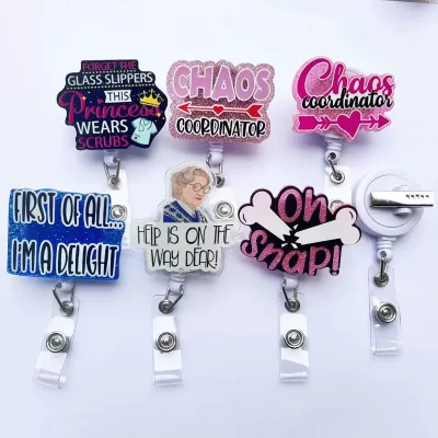 Popular Cheap Low MOQ Acrylic Badge Holder Plastic Retractable Rotating Badge Reel for Nurse Pull Chain ID Card Holder Accessory