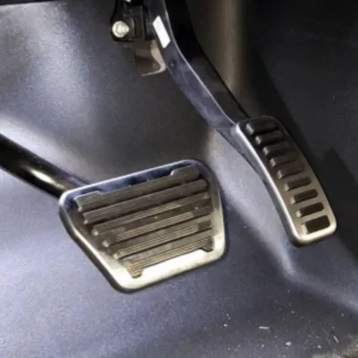 CE RoHS Wear-resistant Foot Pedal Cover LR029983 for Defender Off-road Interior Accessory