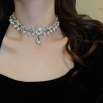 Large Pearl diamond Wedding Party Light Luxury Pendent Necklace Fine Jewelry Pearl Pendants Flower Rhinestone Choker Necklace
