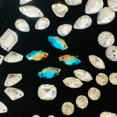 Factory Wholesale Bulk Rhinestone Beads Flat Back Glass Crystals Sew on Rhinestone for Garment Shoe Accessories