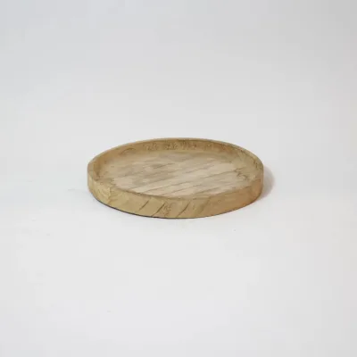 Eco-Friendly Flat Round Wooden Plate and Tray Decorative Tableware for Snacks Desserts Serving for Home or Restaurant Use