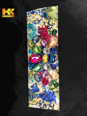 New Arrival Beautiful Flowers Decor for Ladies Chains Rhinestone Glass Stone PU Sandals Uppers