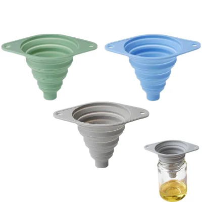 Food-grade Silicone Mini Telescopic Folding Funnel for Pouring Oil Wine and Other Household Use.