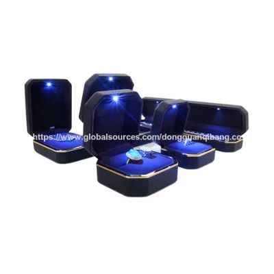 Luxury Romantic Led light Jewelry packaging Storage box Pu leather Diamond Ring Pendant Necklace box