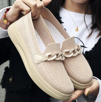 2024 Spring Mother Shoes Comfortable and Breathable Flying Woven Shoes Slip-on Women's Single Shoes Women Sneakers