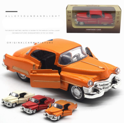 1:32 Alloy Car Model Sound and Light Car Toy Realistic Classic Car Model