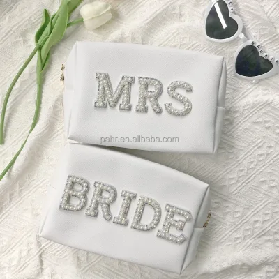 MRS BRIDE Pearl Letter Bridal Makeup Bag Travel Portable Pu Leather Cosmetic Bag for Bridesmaid Wedding Gift Toiletry Bag