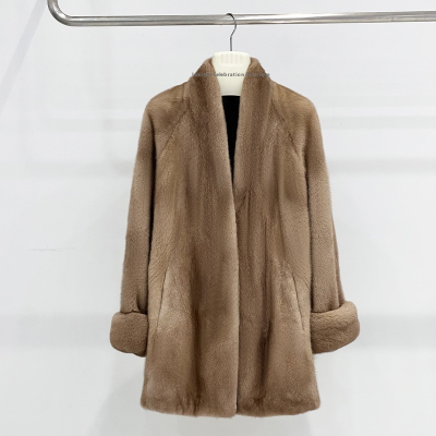 Imported Women Winter Mink Fur Coat Casual Velvet Mink Fur Natural Pastel Color Coffee Color
