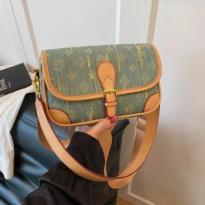 High-end 2026 New Model Distressed Denim Women's Shoulder Crossbody Bag Vintage Pattern Large Capacity Small Square Bag