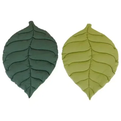 Four Seasons Pet Mat Linen Plush Printed Animal Pattern Bite Resistant Dog Floor Mat for Year-Round Comfort